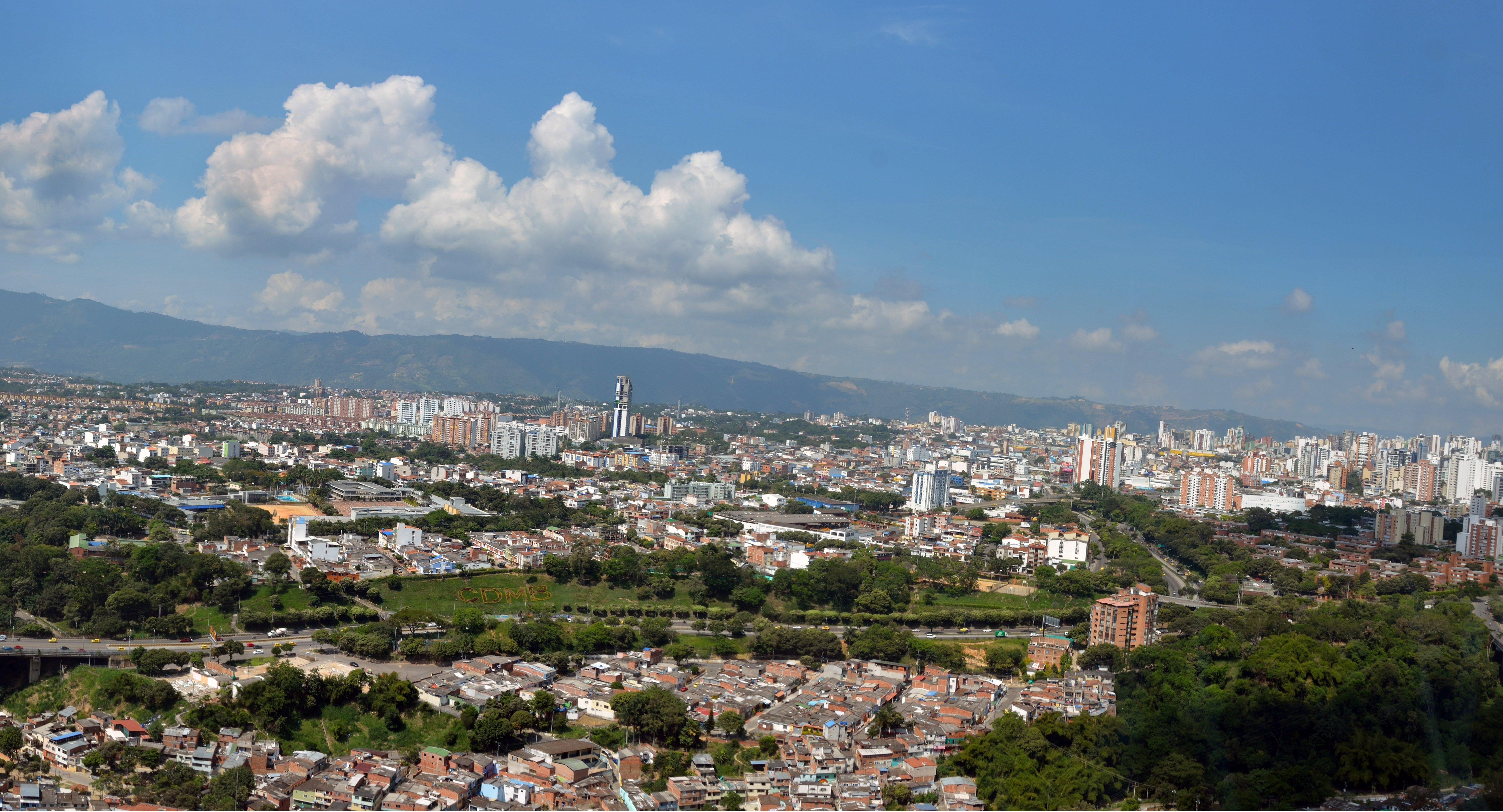 Holiday Inn Bucaramanga Cacique, An Ihg Hotel Exterior photo