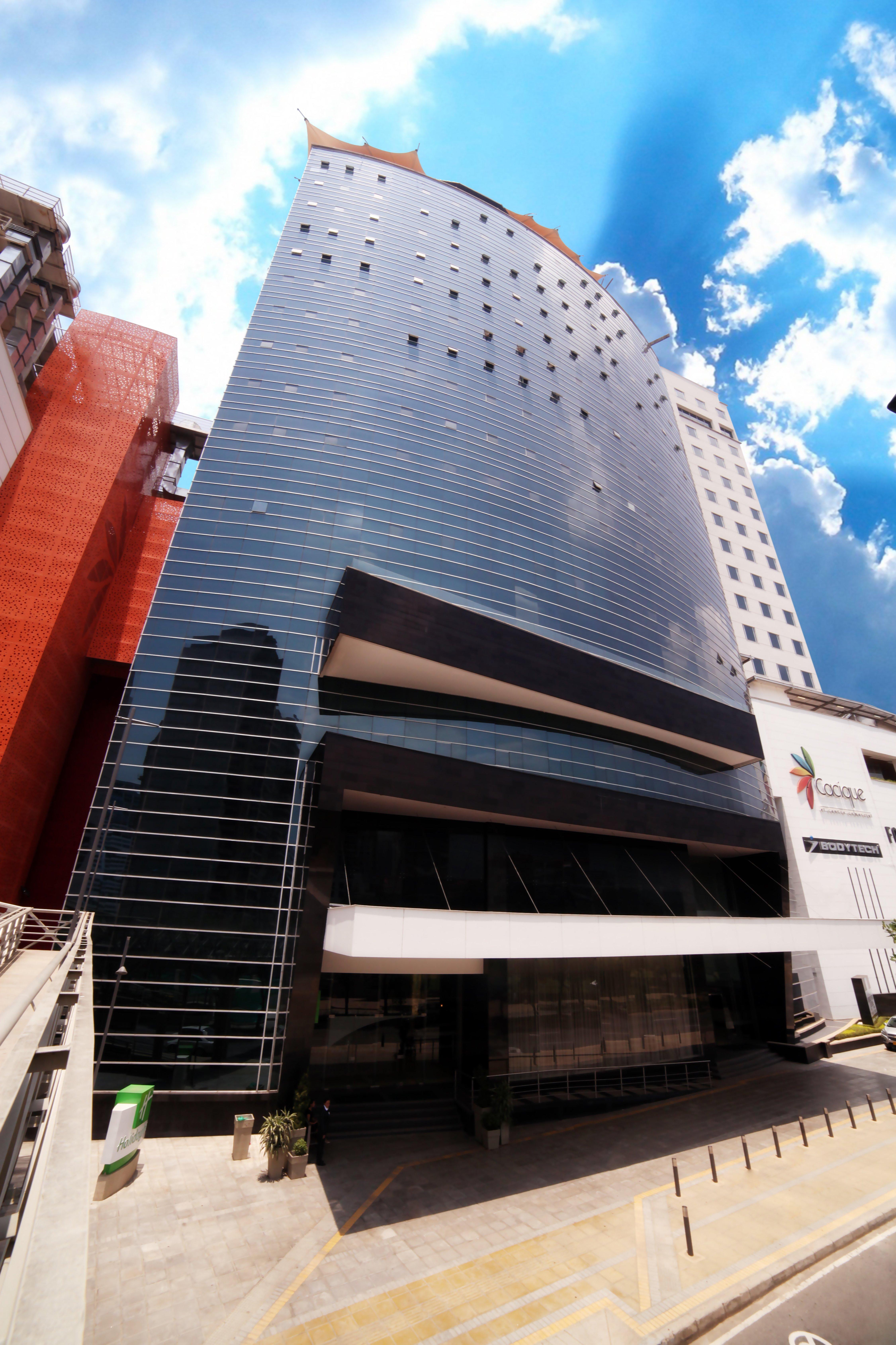 Holiday Inn Bucaramanga Cacique, An Ihg Hotel Exterior photo